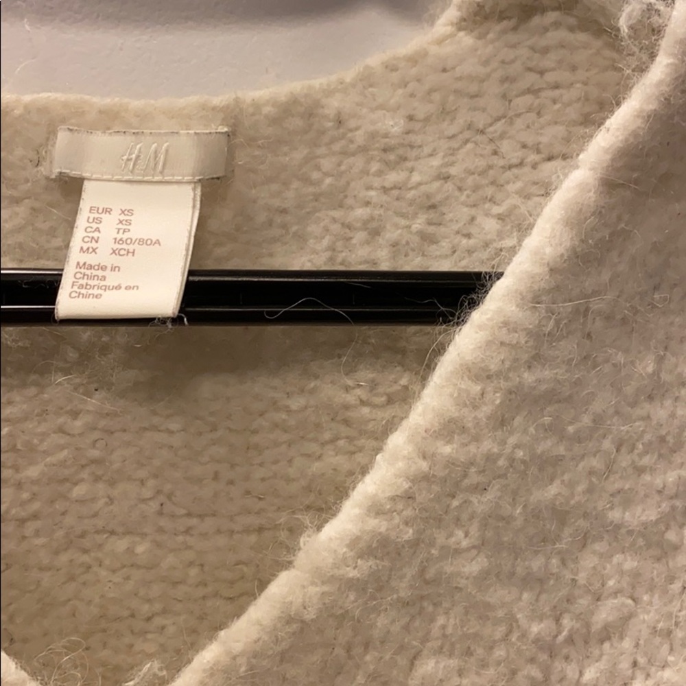 Knit sweater - Picture 3 of 6